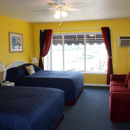 شاطئ كليرووتر Barefoot Bay Resort Motel المظهر الخارجي الصورة