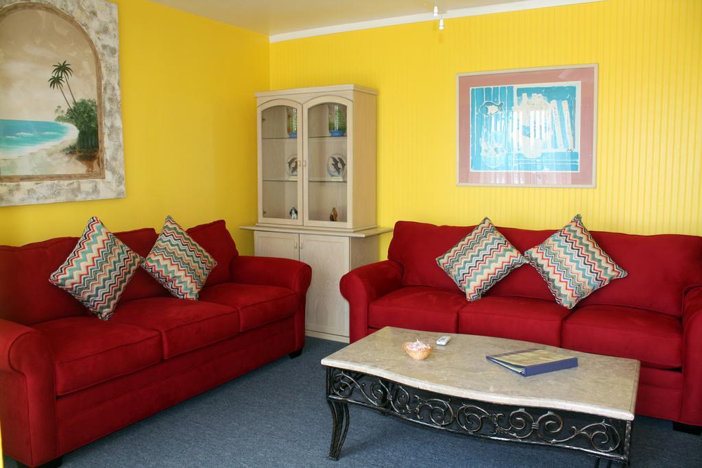 شاطئ كليرووتر Barefoot Bay Resort Motel المظهر الخارجي الصورة
