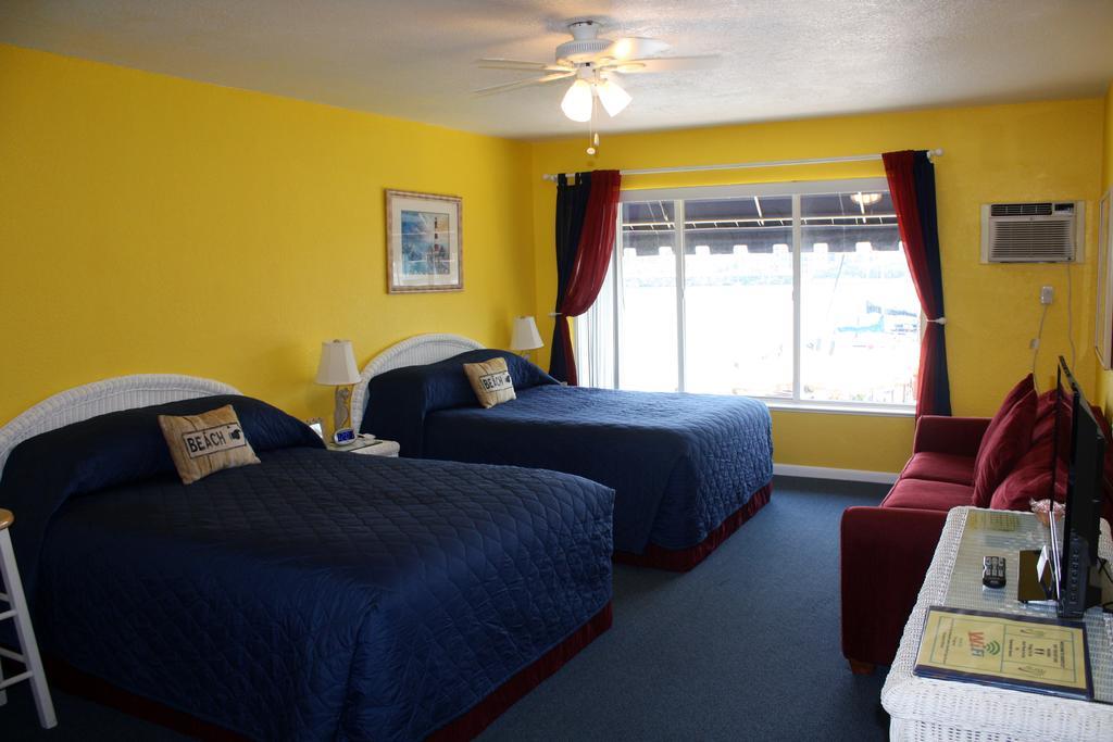 شاطئ كليرووتر Barefoot Bay Resort Motel المظهر الخارجي الصورة